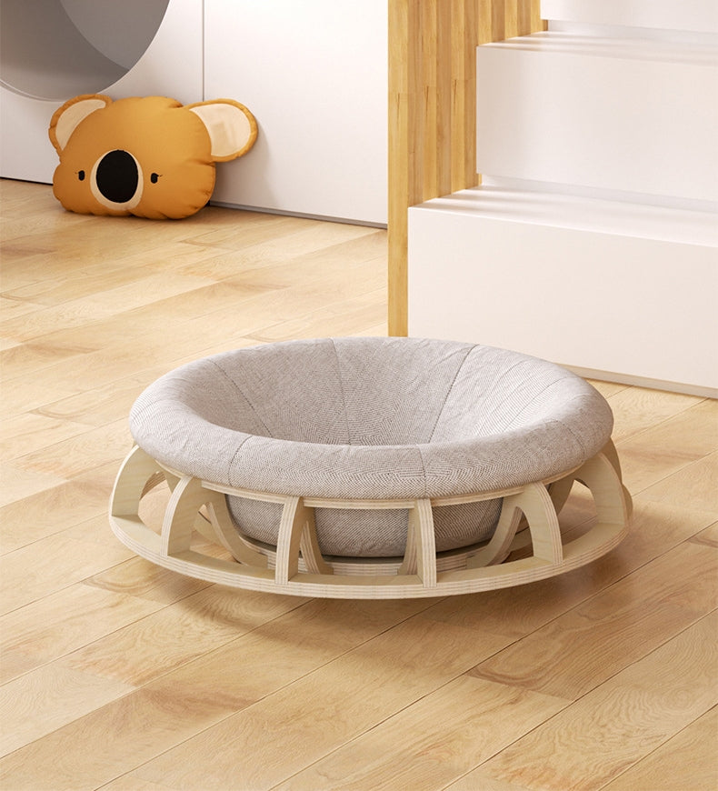 🐱 Timber Gyro Cat Nest Bed